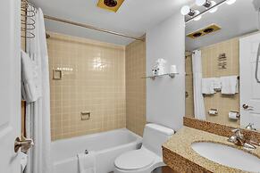 Eastlake Suites Hotel & Conference Center By OYO Urbana
