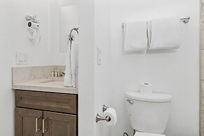 Big Bear Lakefront Lodge