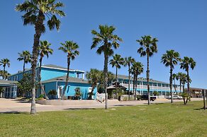 Plantation Suites & Conference Center