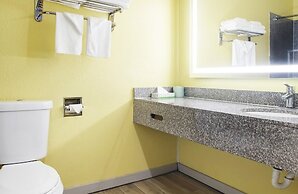 Plantation Suites & Conference Center