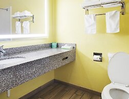 Plantation Suites & Conference Center