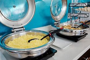 Plantation Suites & Conference Center