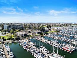 Marina Village Inn