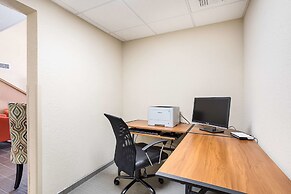 Quality Inn & Suites Heritage Park