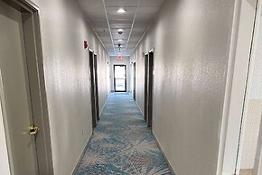 Days Inn by Wyndham near Kansas Speedway