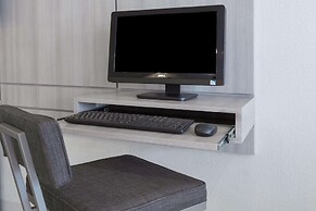 Microtel Inn & Suites by Wyndham Modesto Ceres