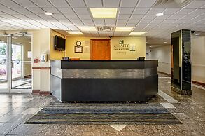 Quality Inn & Suites I-81 Exit 7