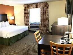 Days Inn & Suites by Wyndham Traverse City