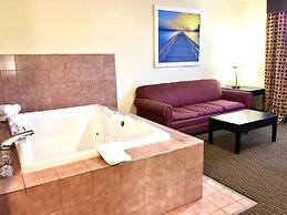 Days Inn & Suites by Wyndham Traverse City