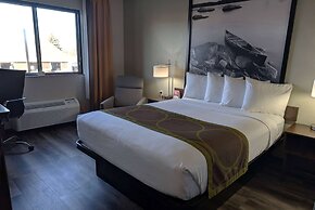 Super 8 by Wyndham Alexandria MN