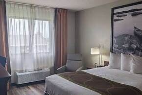 Super 8 by Wyndham Alexandria MN