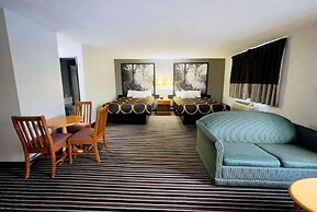 Super 8 by Wyndham Shakopee