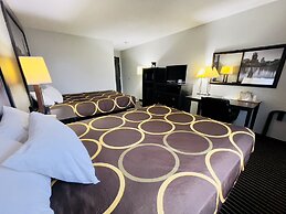 Super 8 by Wyndham Shakopee