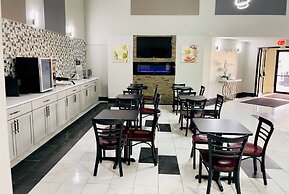 Super 8 by Wyndham Shakopee