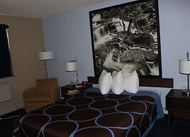 Super 8 by Wyndham East Stroudsburg/Poconos