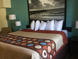 Super 8 by Wyndham Clearwater/St. Petersburg Airport