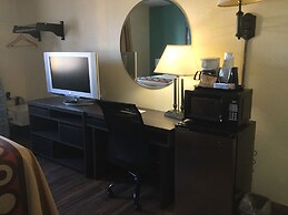 Super 8 by Wyndham Clearwater/St. Petersburg Airport