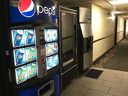 Super 8 by Wyndham Clearwater/St. Petersburg Airport