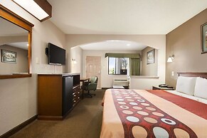 Super 8 by Wyndham Baton Rouge/I-12