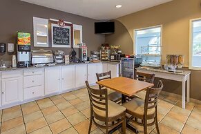 AmericInn by Wyndham Streator