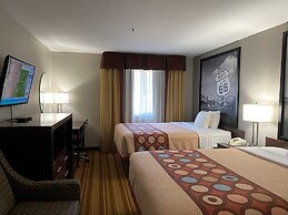 Super 8 by Wyndham Claremore OK