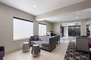 La Quinta Inn & Suites by Wyndham Snellville-Stone Mountain