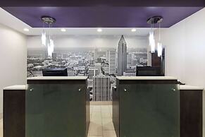 La Quinta Inn & Suites by Wyndham Snellville-Stone Mountain