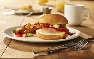 Four Points by Sheraton Jacksonville Beachfront