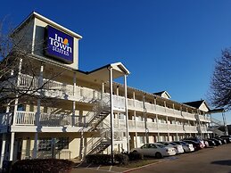 InTown Suites Extended Stay Lewisville TX East Corporate Drive