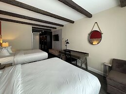 The Century House, Ascend Hotel Collection