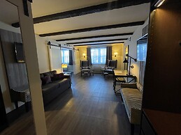 The Century House, Ascend Hotel Collection