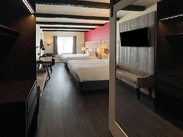 The Century House, Ascend Hotel Collection