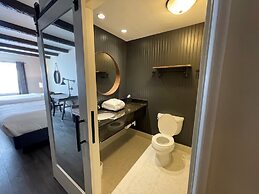 The Century House, Ascend Hotel Collection