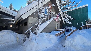 Cinnamon Bear Inn