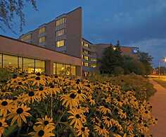 Hotel Mead Resorts & Conventions Center