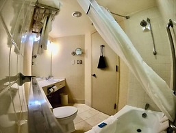 Hotel Mead Resorts & Conventions Center