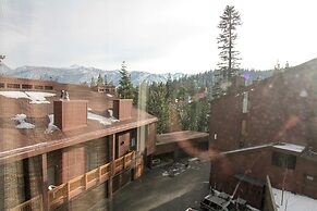 Mammoth Ski & Racquet Club