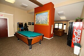 Mammoth Ski & Racquet Club