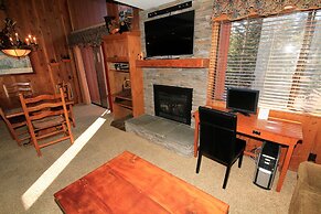 Mammoth Ski & Racquet Club