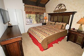 Mammoth Ski & Racquet Club