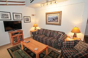 Mammoth Ski & Racquet Club