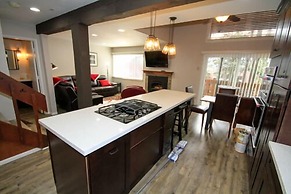 Mammoth Ski & Racquet Club