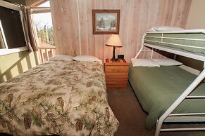 Mammoth Ski & Racquet Club