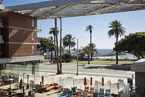 Shore Hotel