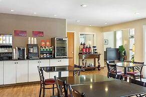 Best Western Plus Cold Spring