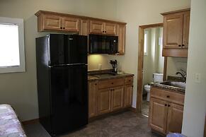 Kennebunk Gallery Motel & Cottages