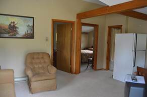 Kennebunk Gallery Motel & Cottages