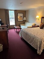 Mineral Palace Hotel & Casino