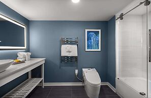 Crown Reef Beach Resort and Waterpark