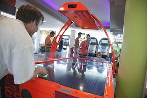 Crown Reef Beach Resort and Waterpark